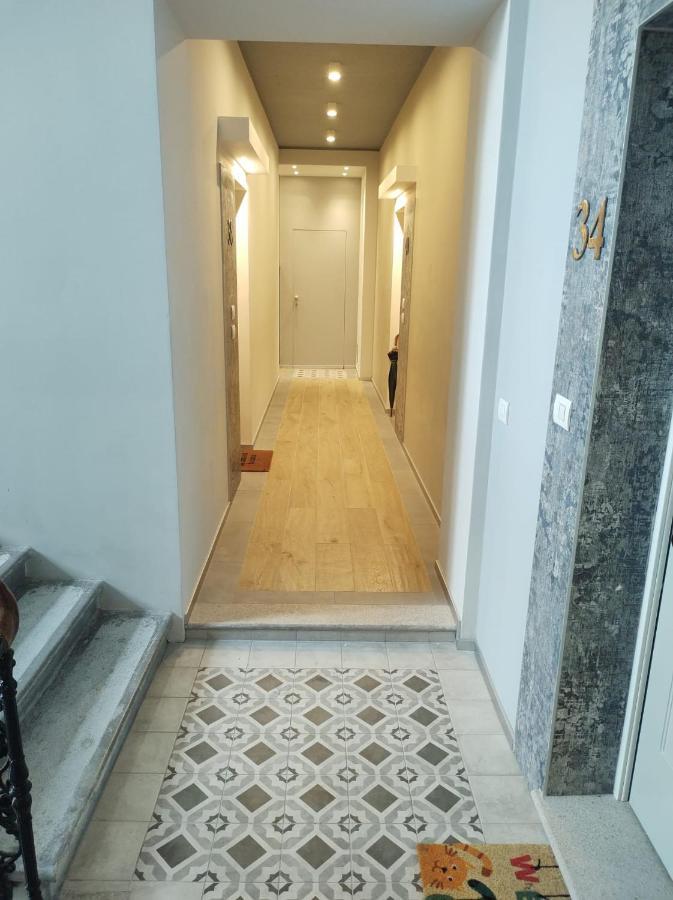 Boutique Apartments Cecilia Триест Экстерьер фото