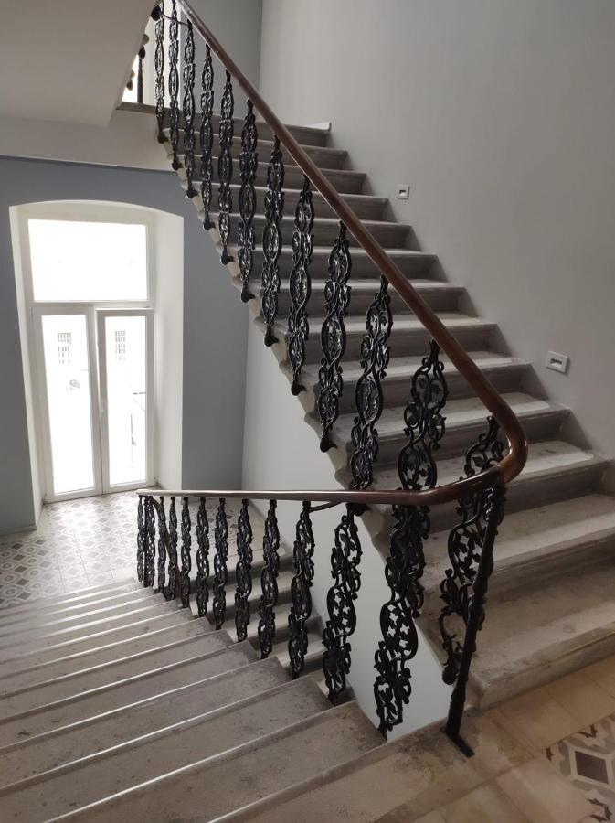 Boutique Apartments Cecilia Триест Экстерьер фото