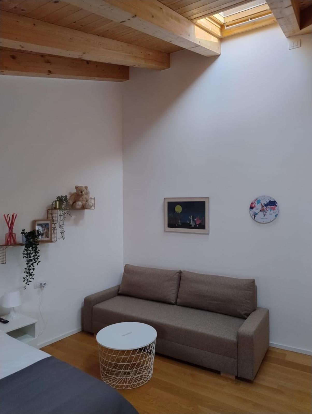 Boutique Apartments Cecilia Триест Экстерьер фото