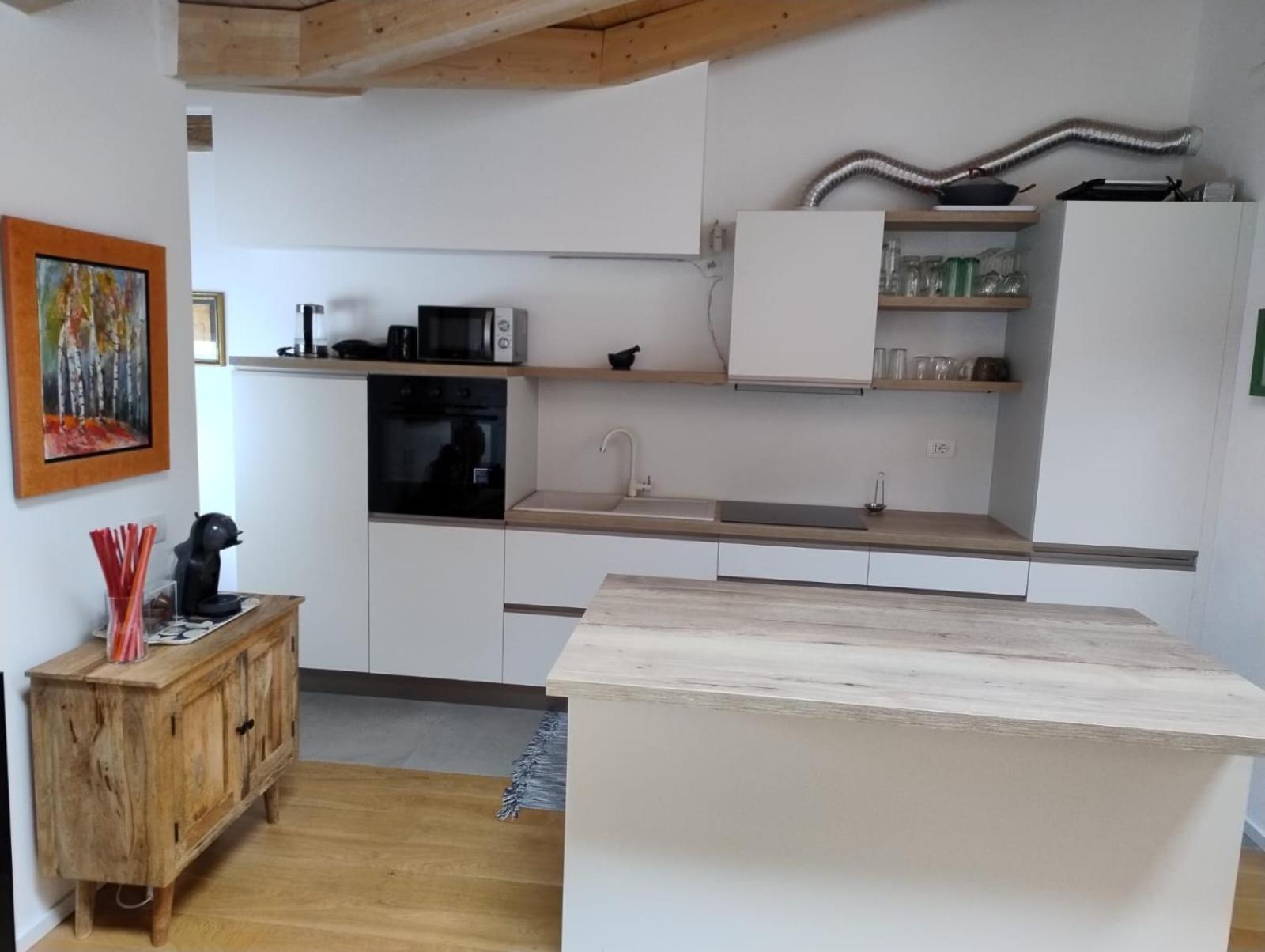 Boutique Apartments Cecilia Триест Экстерьер фото